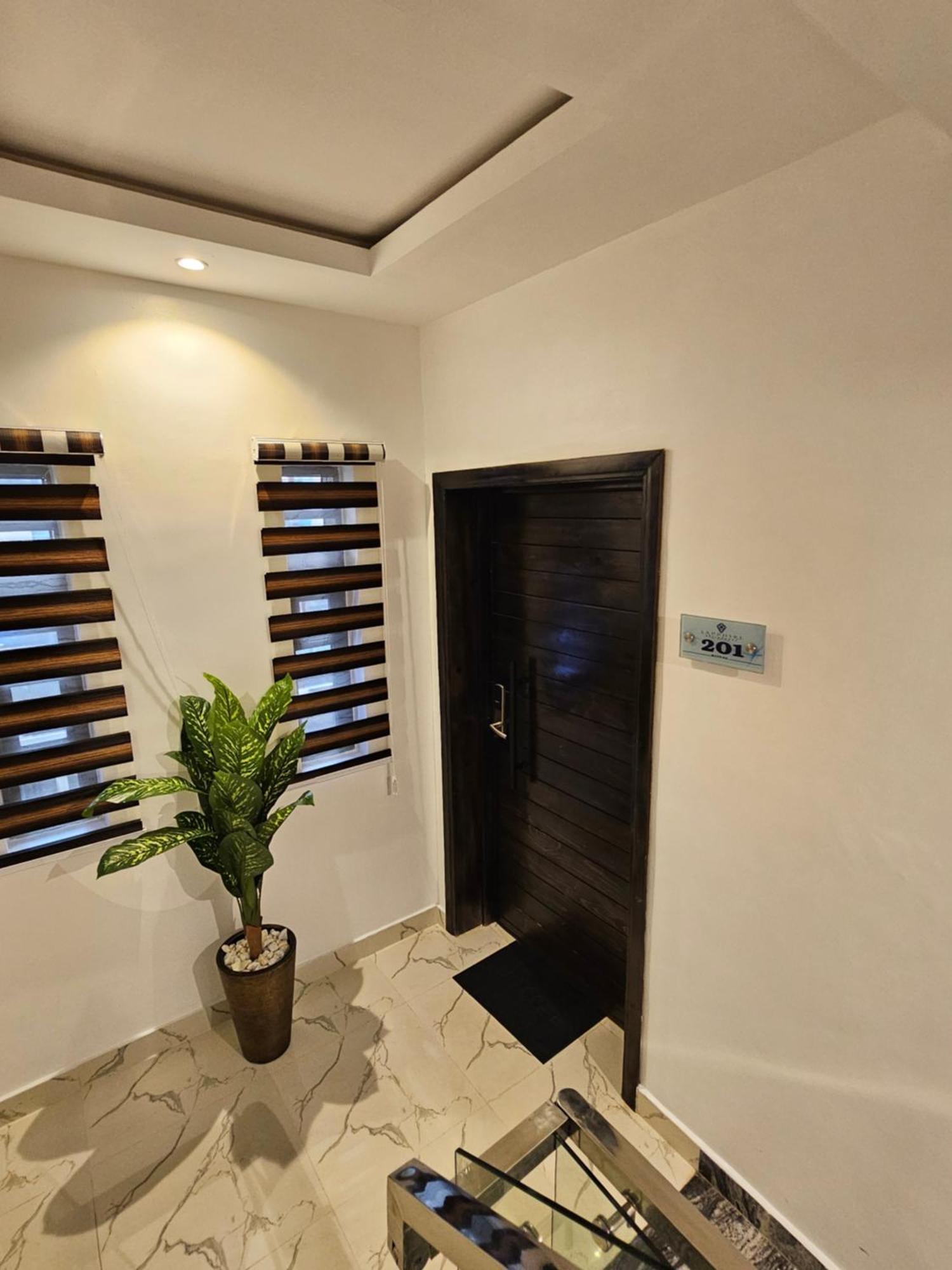 Sapphire Residences By Crystal Magodo Ikeja Luaran gambar