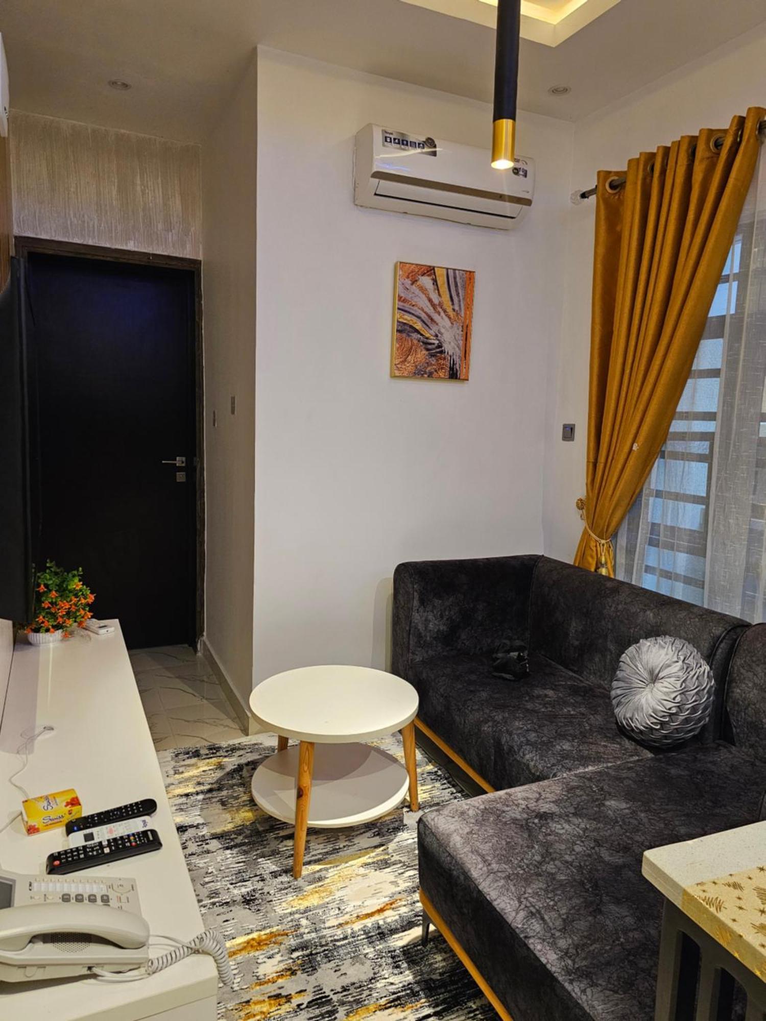 Sapphire Residences By Crystal Magodo Ikeja Luaran gambar